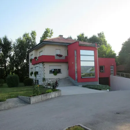 Panzió Pod Orehi Postojna