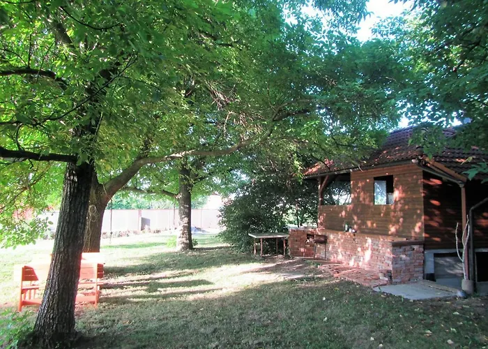 فندق مبيت وإفطار Pod Orehi بوستوينا