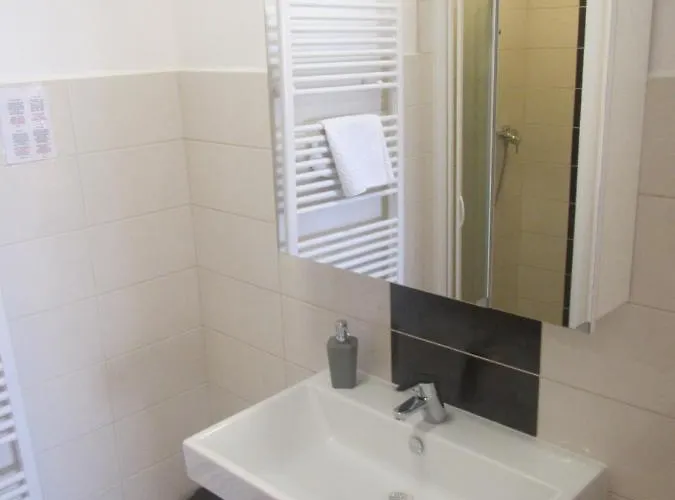 Pod Orehi 2* بوستوينا