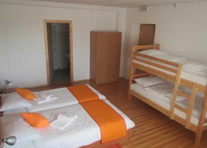 فندق مبيت وإفطار Pod Orehi